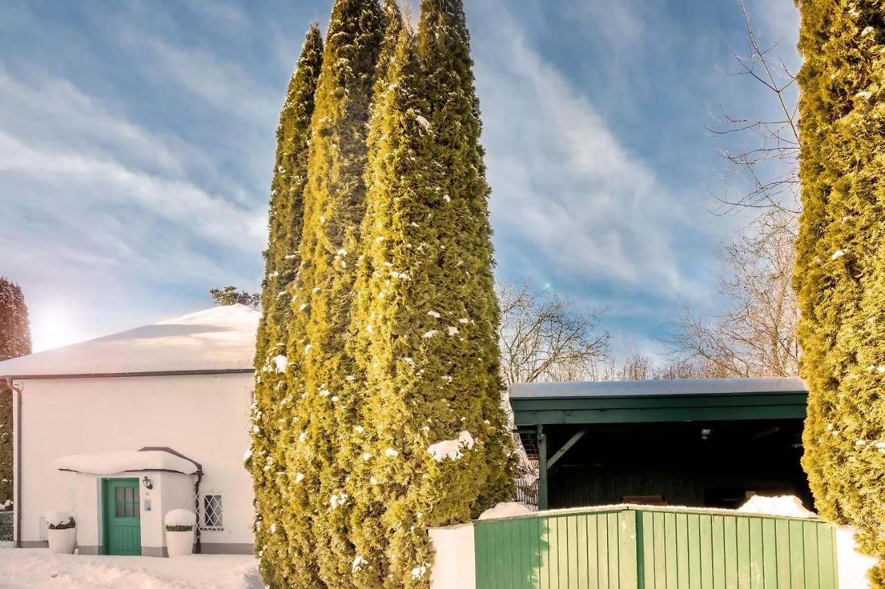 Townhouse Riva, Prime Location In The City Of Salzburg, 1000M2 Backyard Villa
